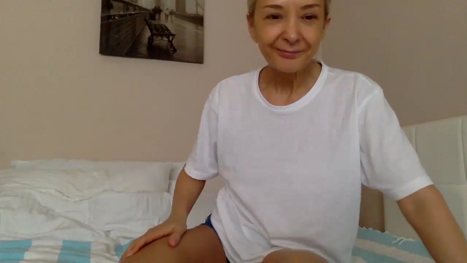 Gallery image thumbnail from Aimee_Angel's myfreecams stream on, 05/08/2024, 15:21 image 20 of 20