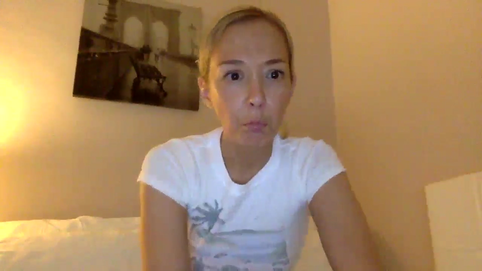 Gallery image thumbnail from Aimee_Angel's myfreecams stream on, 05/13/2024, 14:15 image 5 of 20