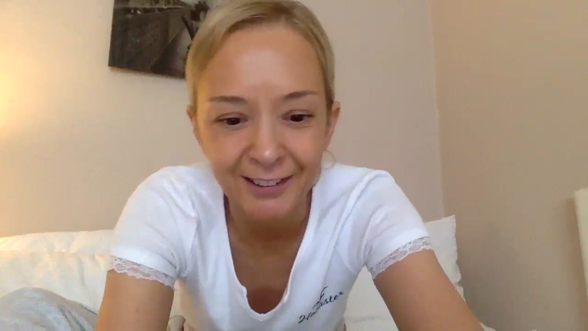 Gallery image thumbnail from Aimee_Angel's myfreecams stream on, 05/15/2024, 16:27 image 7 of 20