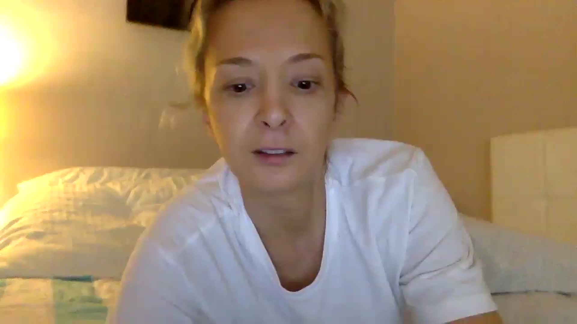 Gallery image thumbnail from Aimee_Angel's myfreecams stream on, 05/20/2024, 12:11 image 15 of 20