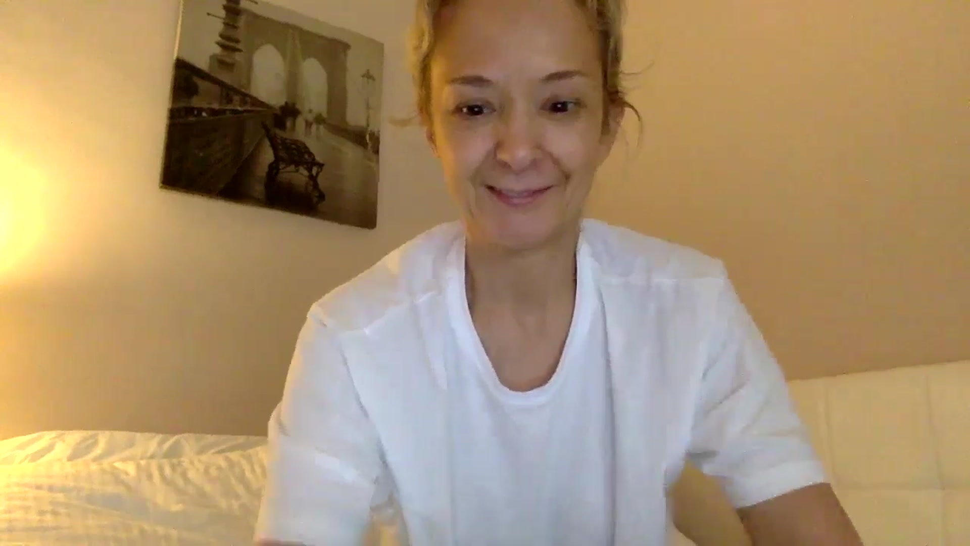 Gallery image thumbnail from Aimee_Angel's myfreecams stream on, 05/20/2024, 12:11 image 17 of 20