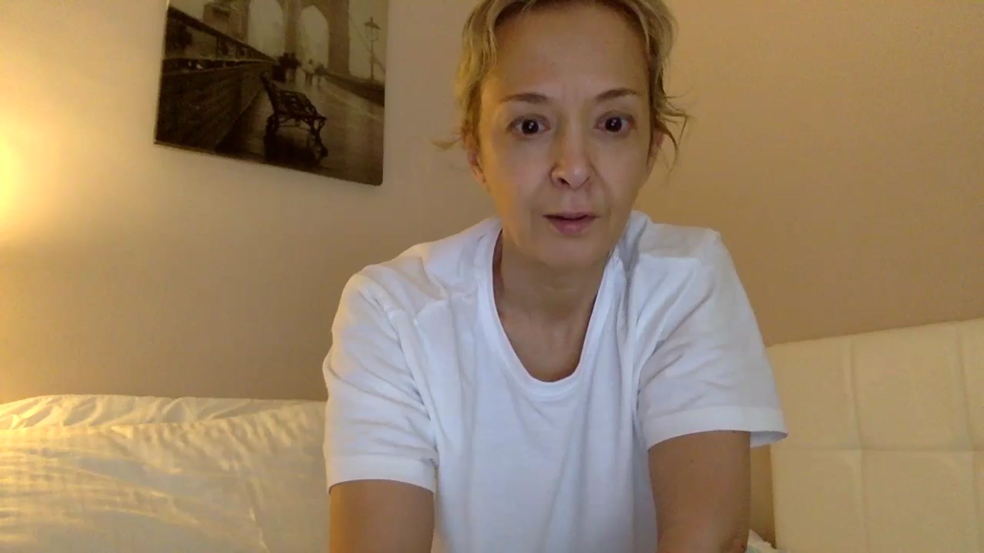 Gallery image thumbnail from Aimee_Angel's myfreecams stream on, 05/20/2024, 12:21 image 3 of 20