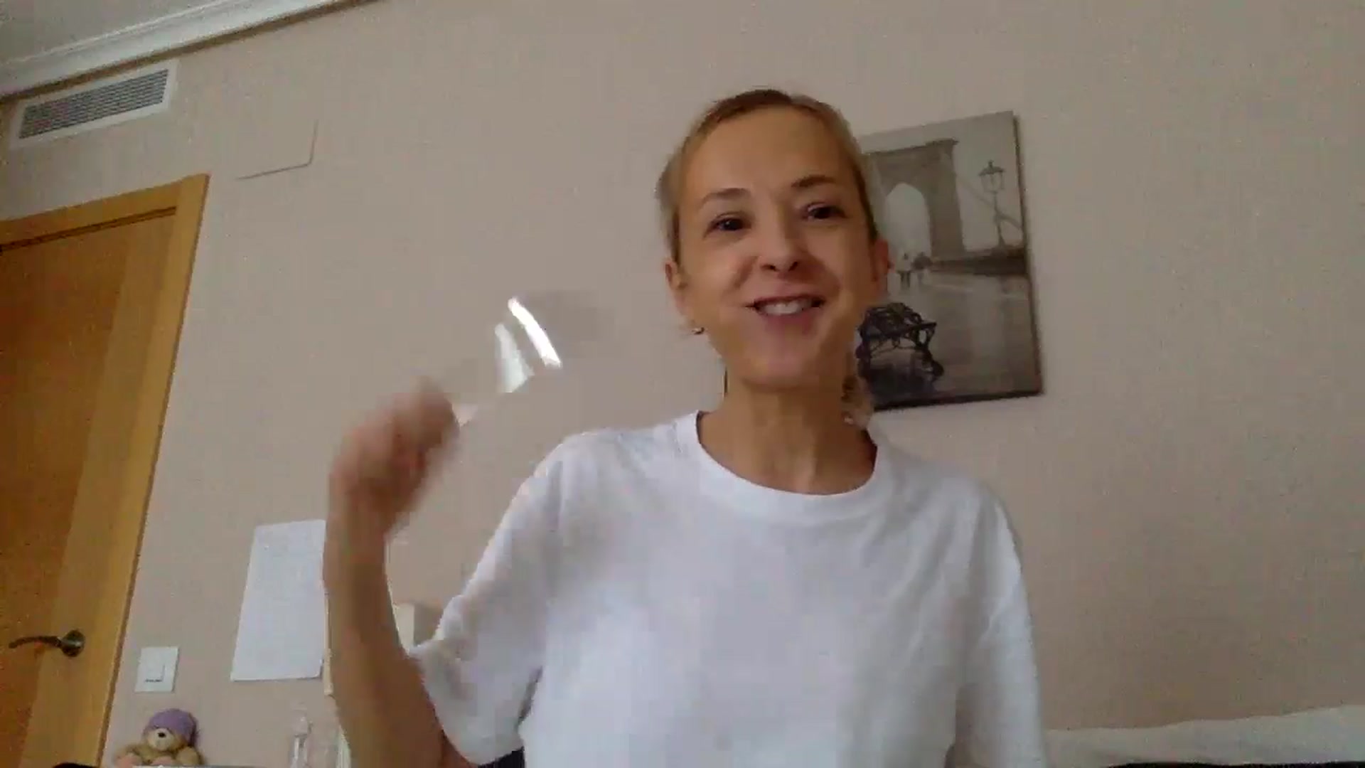 Gallery image thumbnail from Aimee_Angel's myfreecams stream on, 05/25/2024, 18:44 image 14 of 20