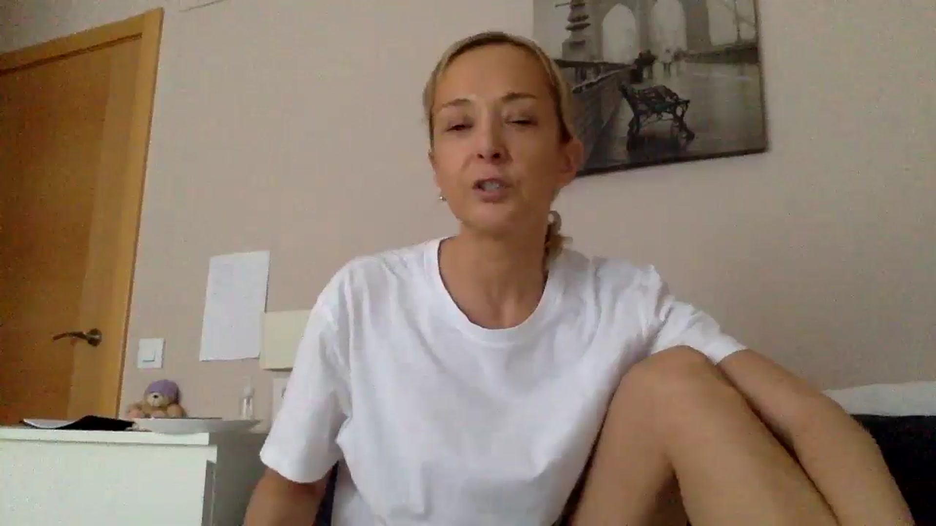 Gallery image thumbnail from Aimee_Angel's myfreecams stream on, 05/25/2024, 18:44 image 20 of 20