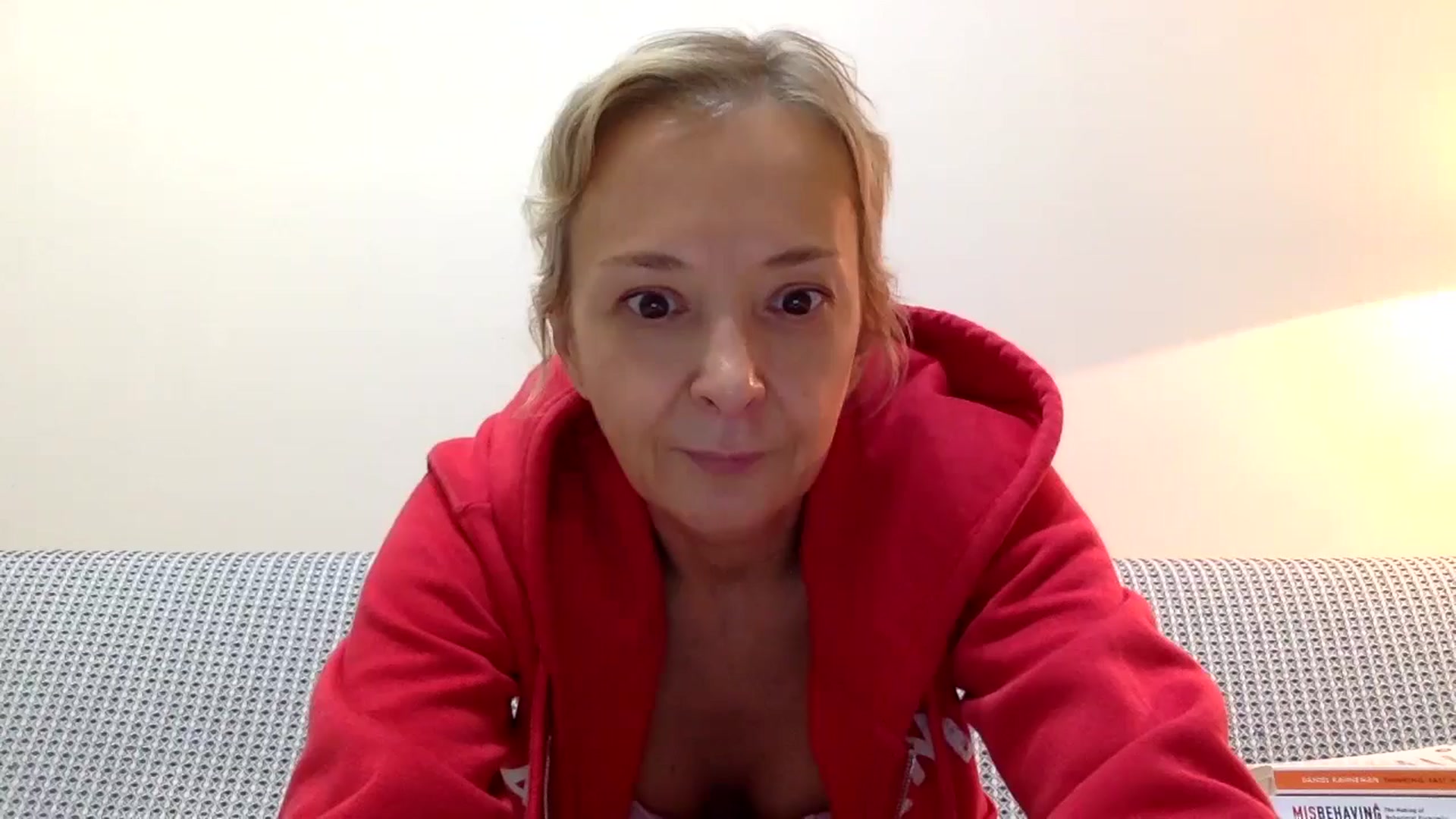 Gallery image thumbnail from Aimee_Angel's myfreecams stream on, 05/26/2024, 22:19 image 17 of 20