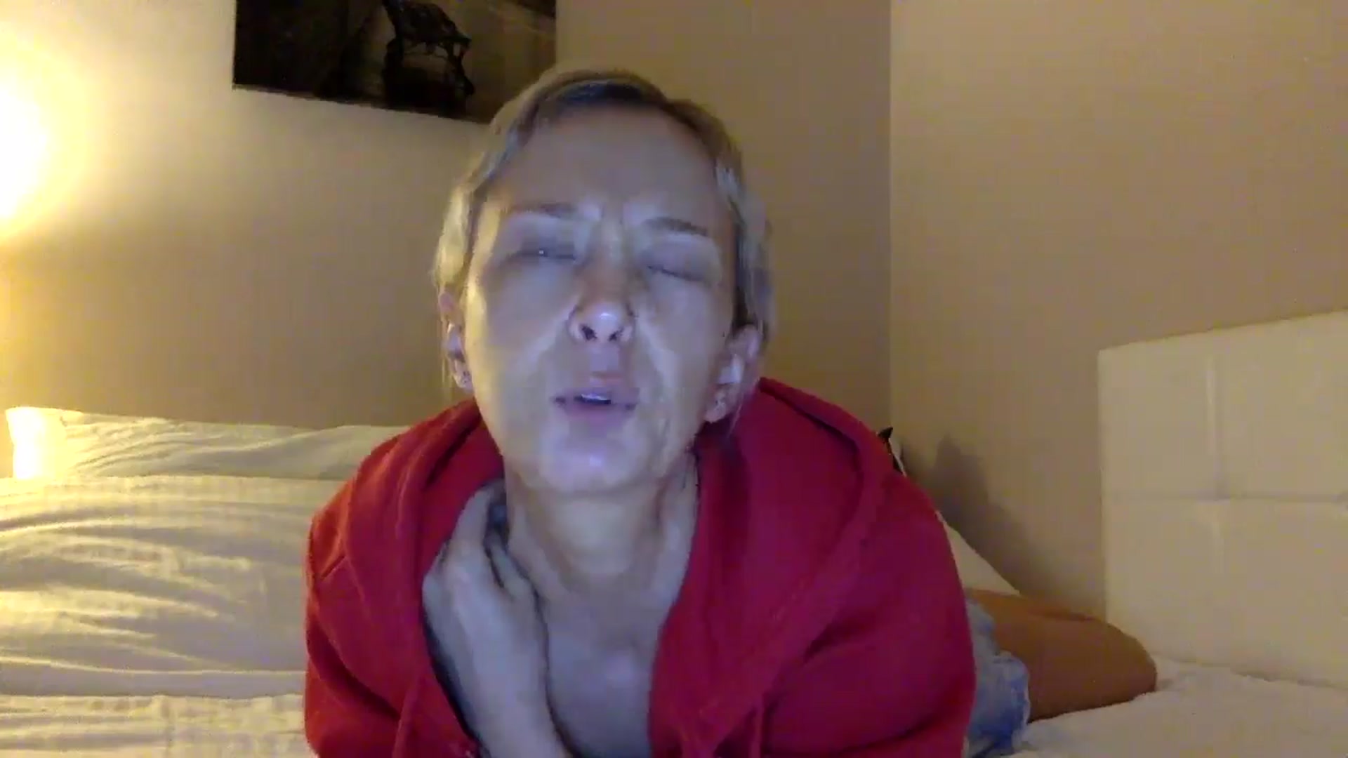 Gallery image thumbnail from Aimee_Angel's myfreecams stream on, 05/29/2024, 20:27 image 10 of 20
