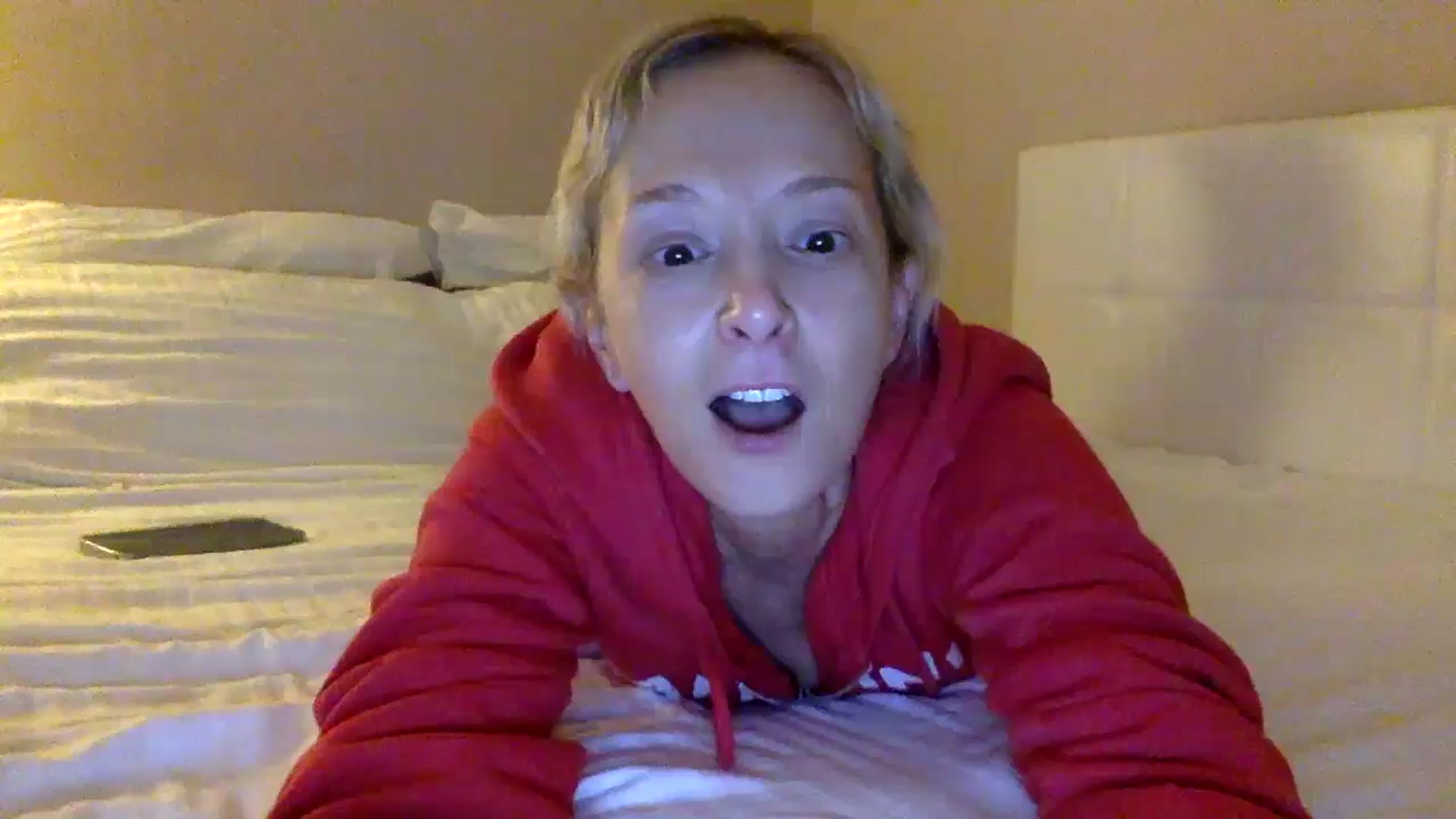 Gallery image thumbnail from Aimee_Angel's myfreecams stream on, 05/29/2024, 21:07 image 8 of 20