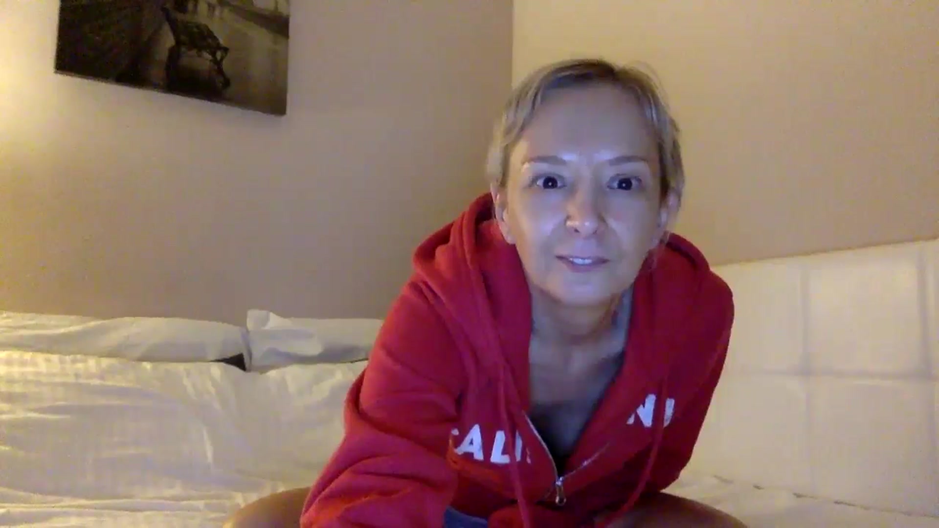 Gallery image thumbnail from Aimee_Angel's myfreecams stream on, 05/29/2024, 21:07 image 3 of 20