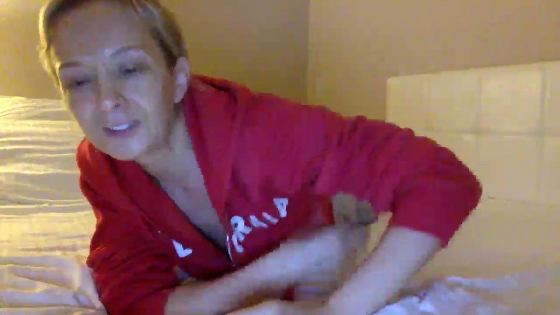 Gallery image thumbnail from Aimee_Angel's myfreecams stream on, 05/29/2024, 21:07 image 17 of 20