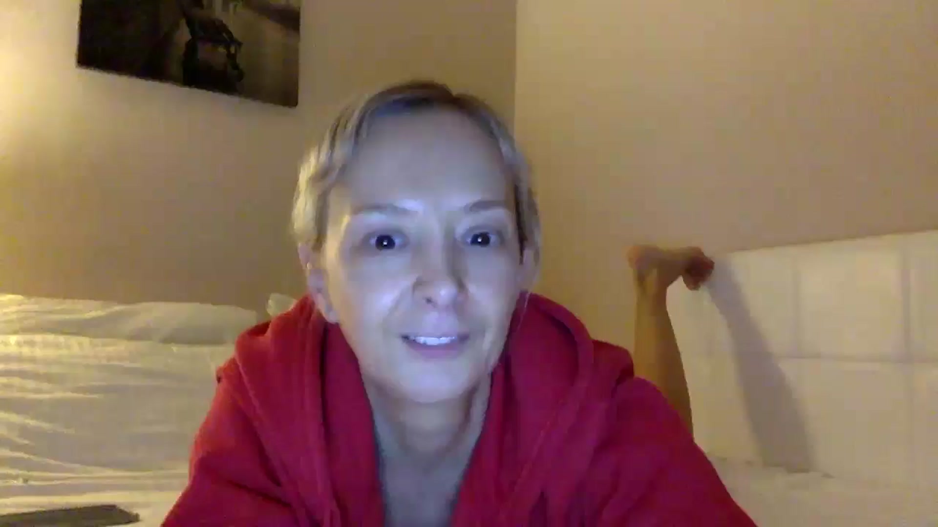 Gallery image thumbnail from Aimee_Angel's myfreecams stream on, 05/29/2024, 21:07 image 4 of 20