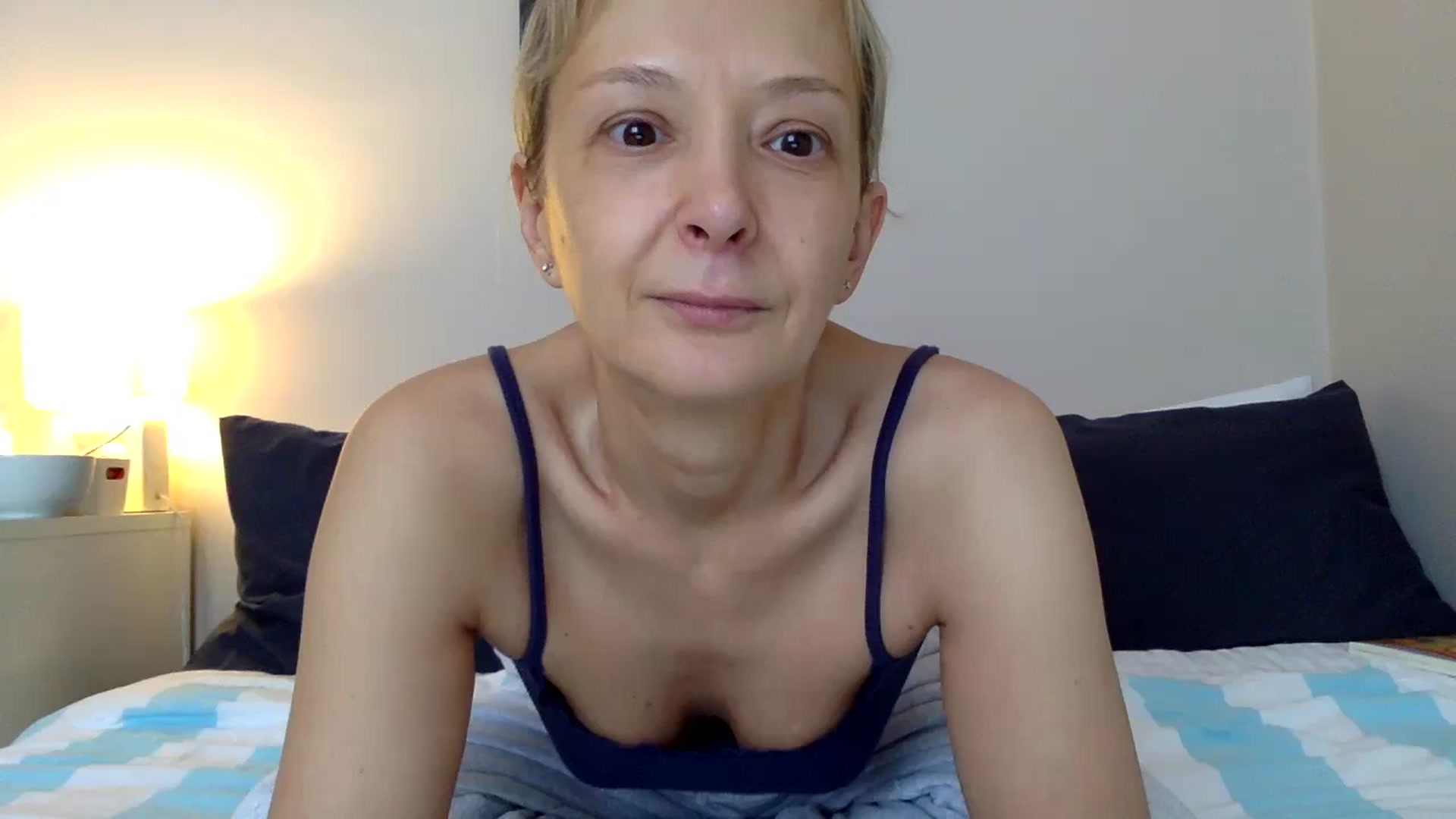 Gallery image thumbnail from Aimee_Angel's myfreecams stream on, 06/02/2024, 15:08 image 16 of 20