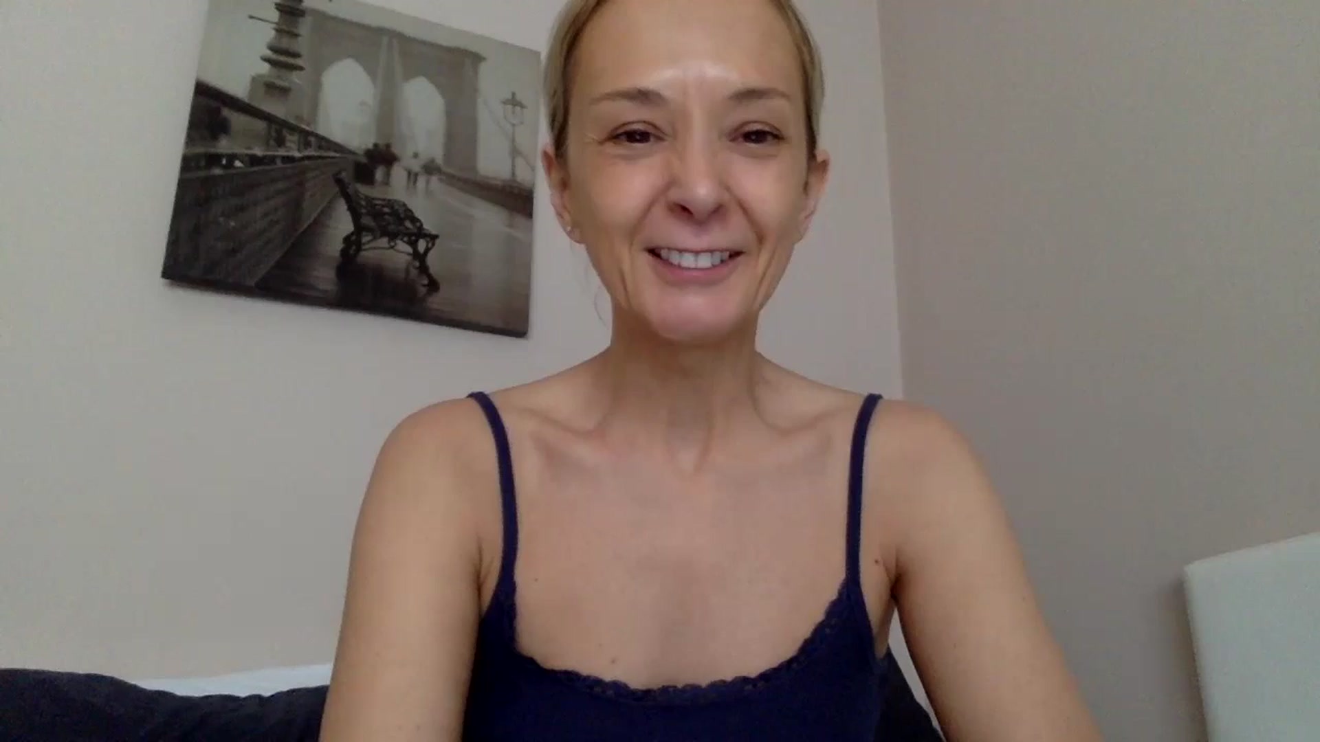 Gallery image thumbnail from Aimee_Angel's myfreecams stream on, 06/04/2024, 17:54 image 7 of 20