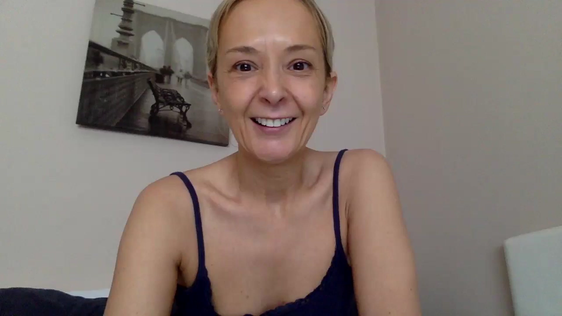 Gallery image thumbnail from Aimee_Angel's myfreecams stream on, 06/04/2024, 17:54 image 5 of 20