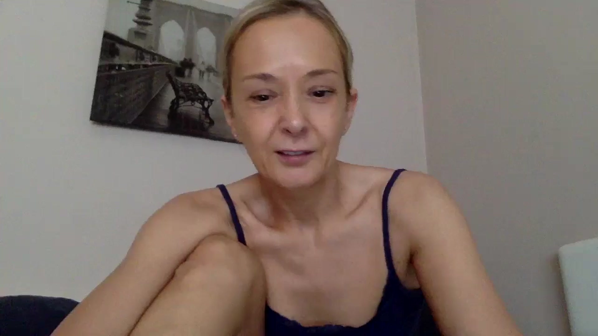 Gallery image thumbnail from Aimee_Angel's myfreecams stream on, 06/04/2024, 17:54 image 9 of 20