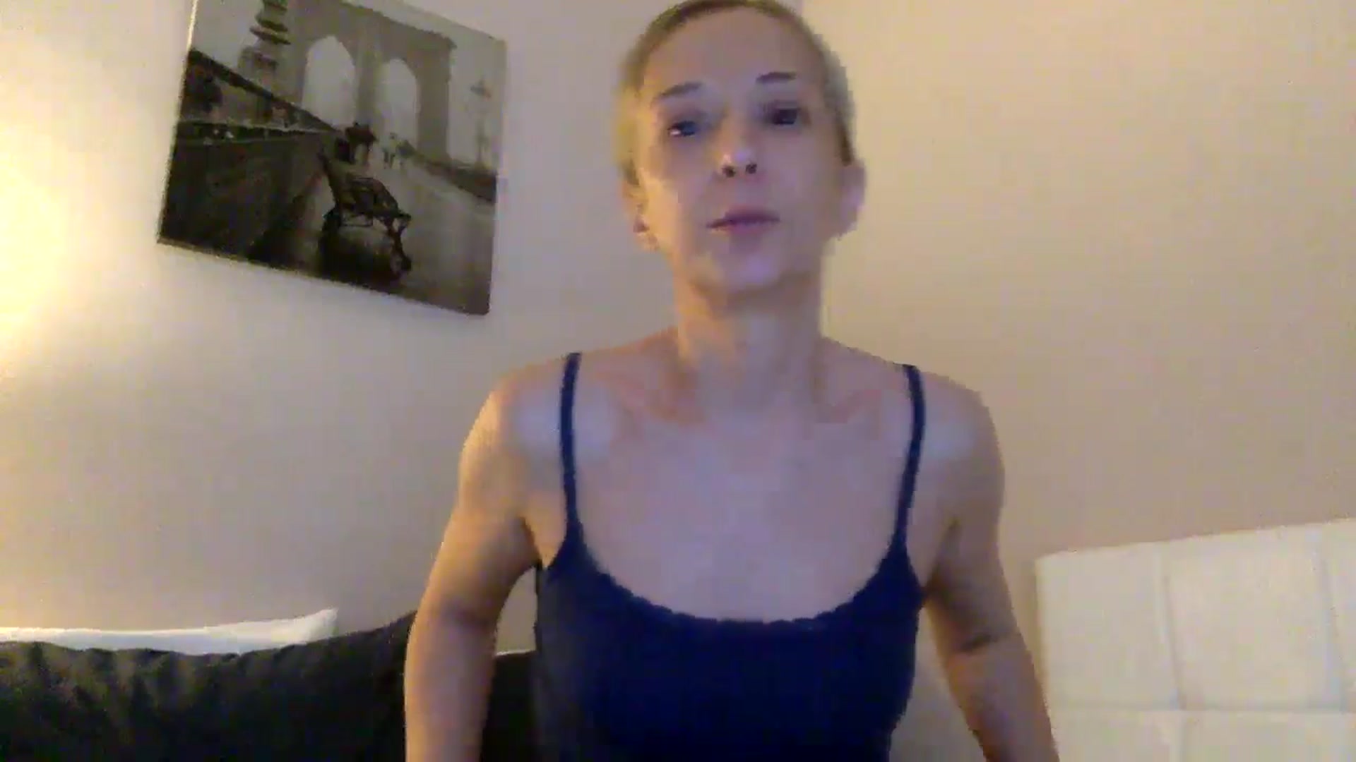 Gallery image thumbnail from Aimee_Angel's myfreecams stream on, 06/04/2024, 19:34 image 11 of 20
