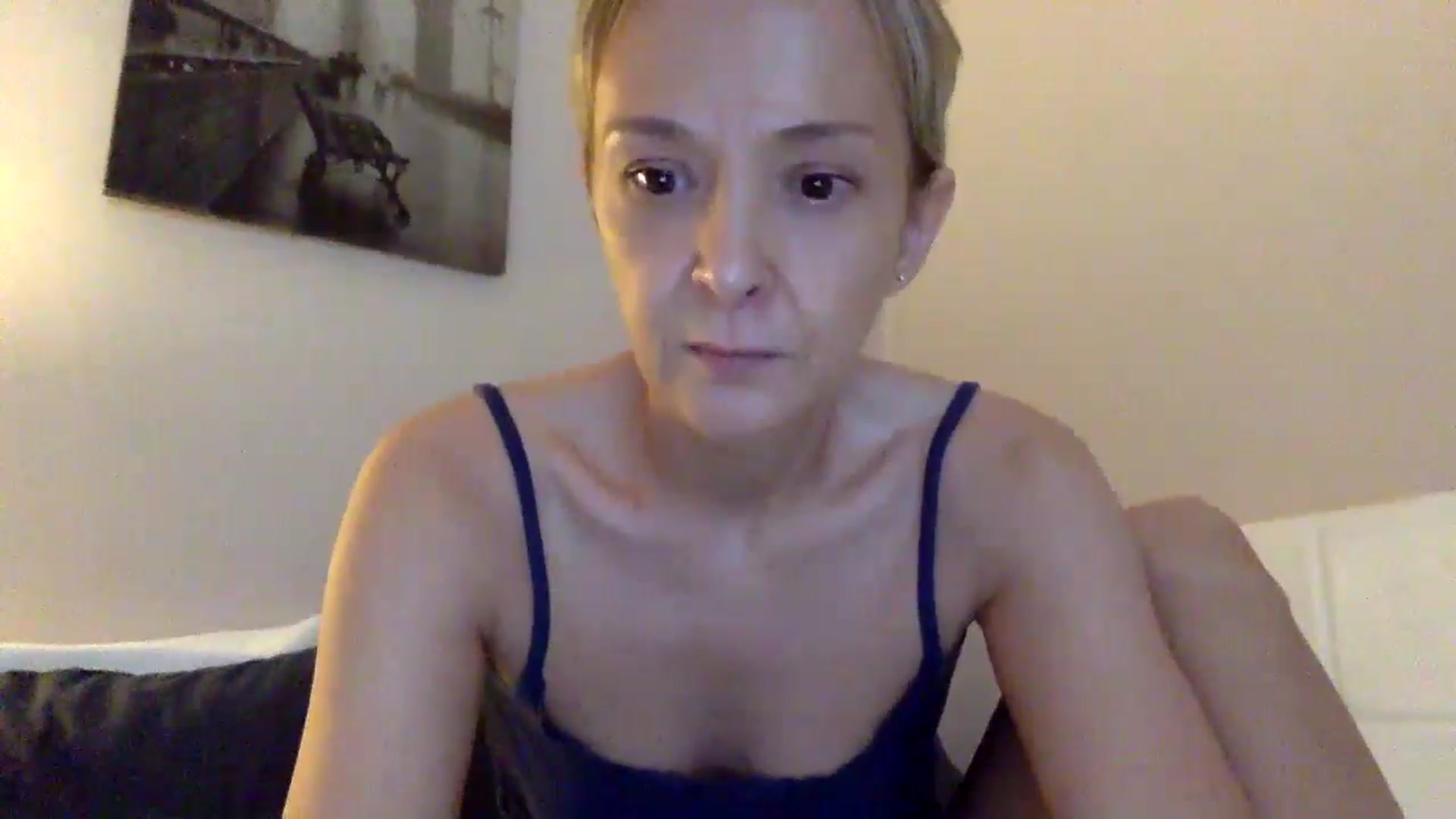 Gallery image thumbnail from Aimee_Angel's myfreecams stream on, 06/04/2024, 19:34 image 4 of 20