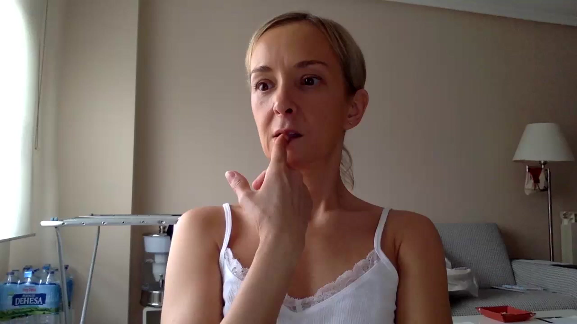 Gallery image thumbnail from Aimee_Angel's myfreecams stream on, 06/07/2024, 18:57 image 16 of 20