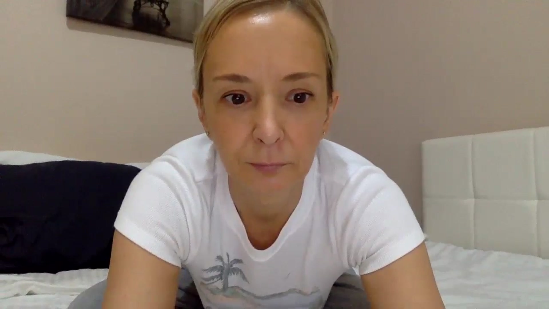 Gallery image thumbnail from Aimee_Angel's myfreecams stream on, 06/09/2024, 17:55 image 6 of 20