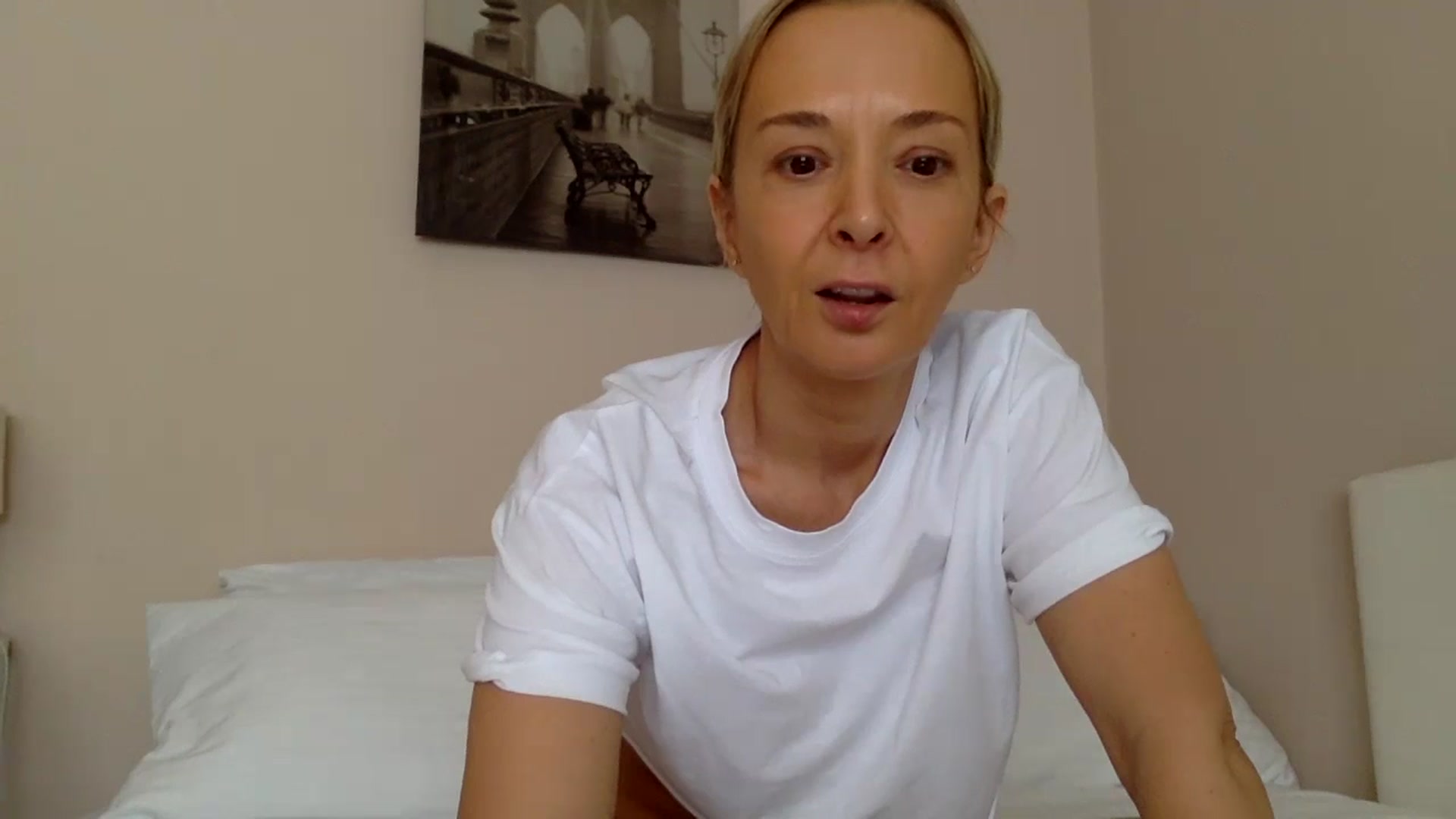 Gallery image thumbnail from Aimee_Angel's myfreecams stream on, 06/15/2024, 14:35 image 6 of 20