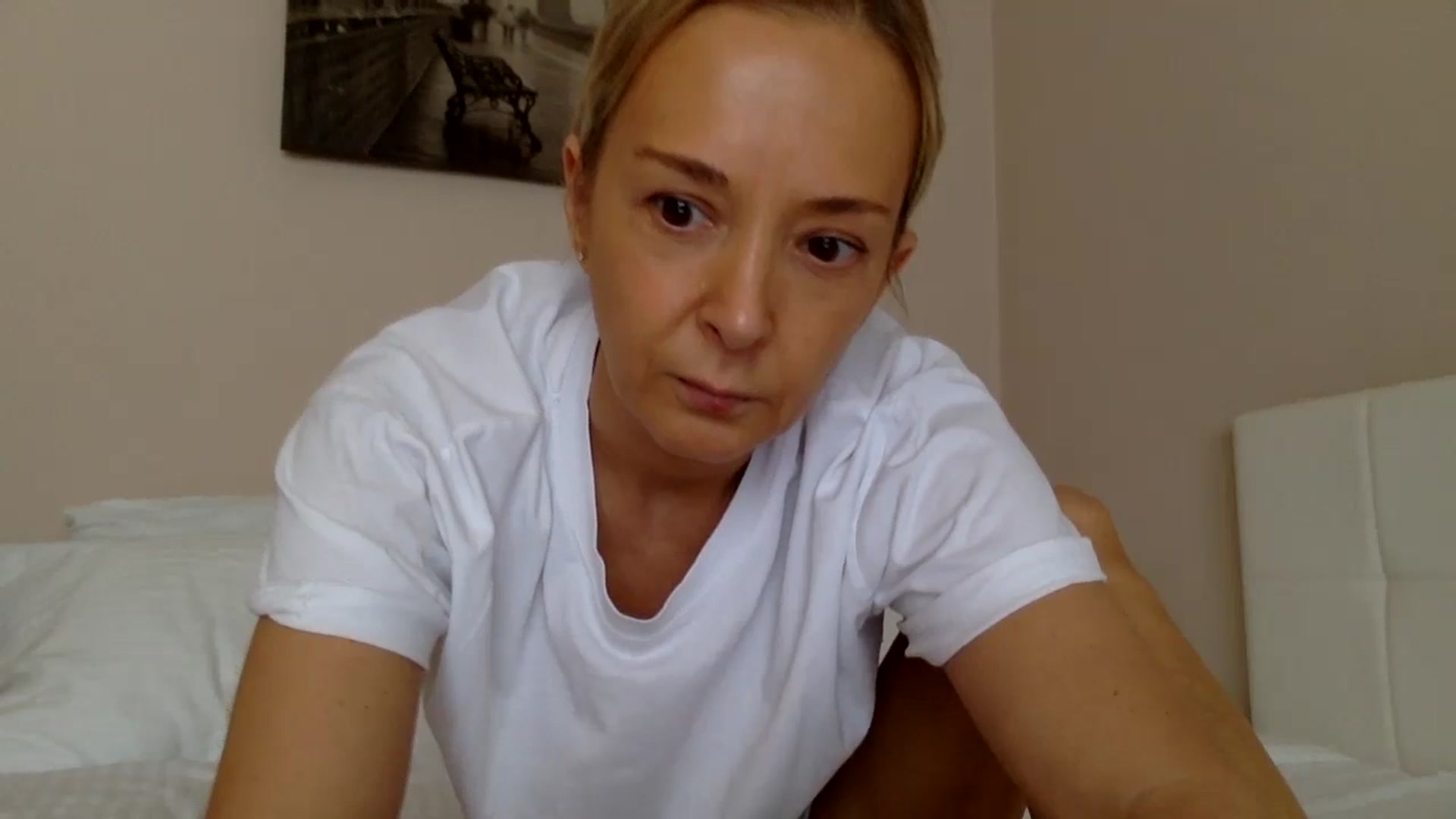 Gallery image thumbnail from Aimee_Angel's myfreecams stream on, 06/15/2024, 14:35 image 15 of 20