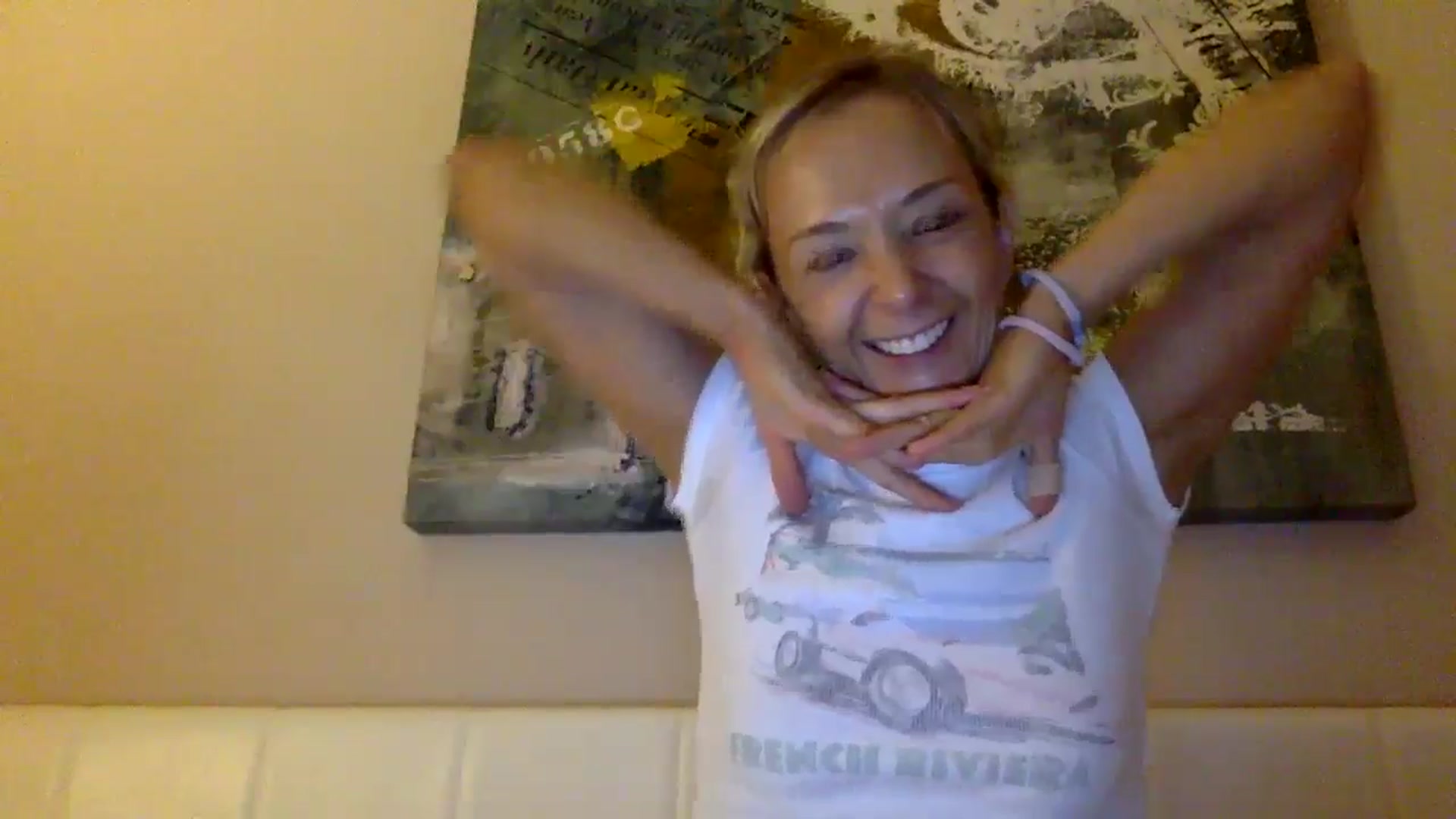 Gallery image thumbnail from Aimee_Angel's myfreecams stream on, 06/30/2024, 21:02 image 3 of 20