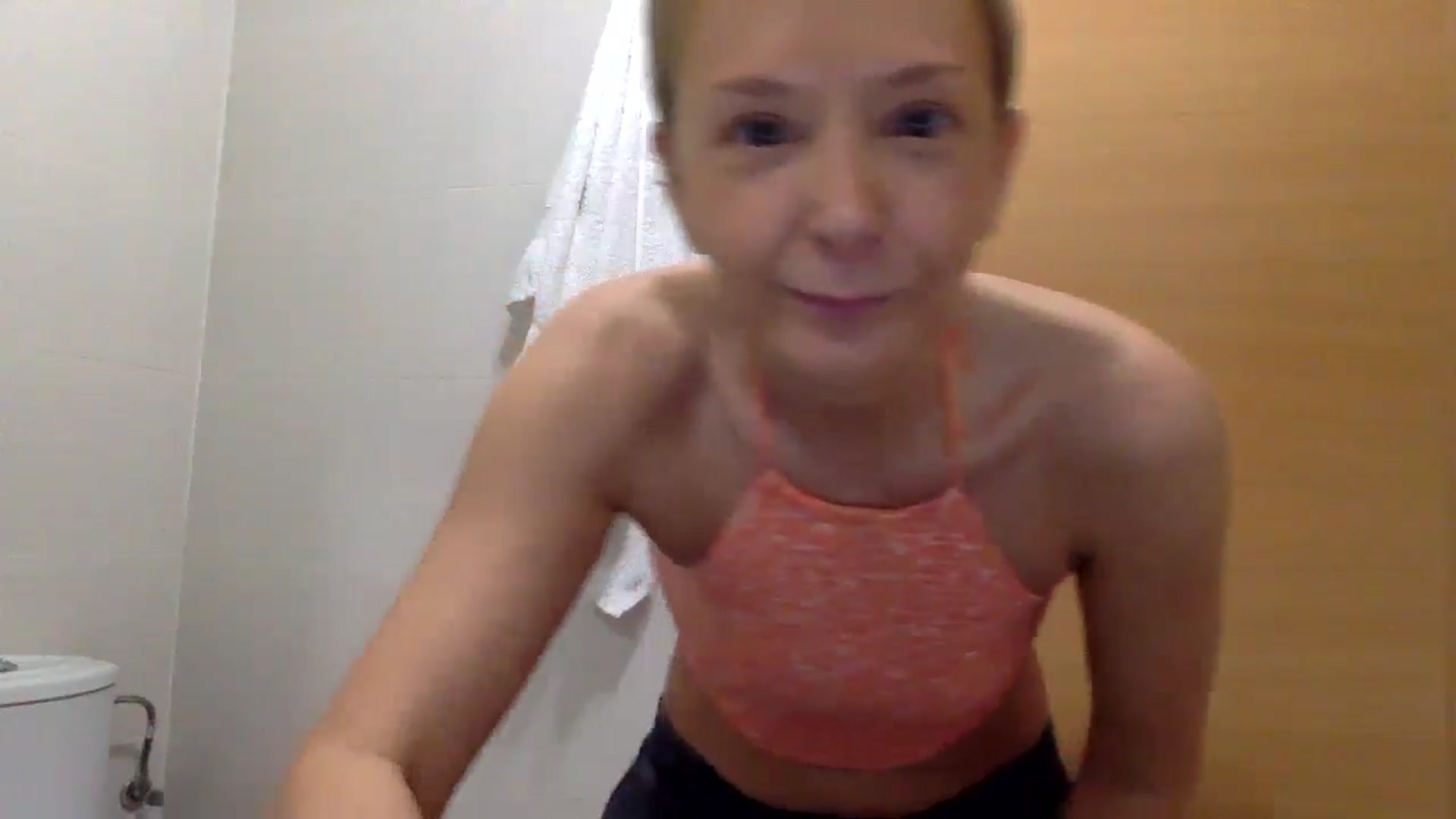 Gallery image thumbnail from Aimee_Angel's myfreecams stream on, 07/01/2024, 14:46 image 6 of 20