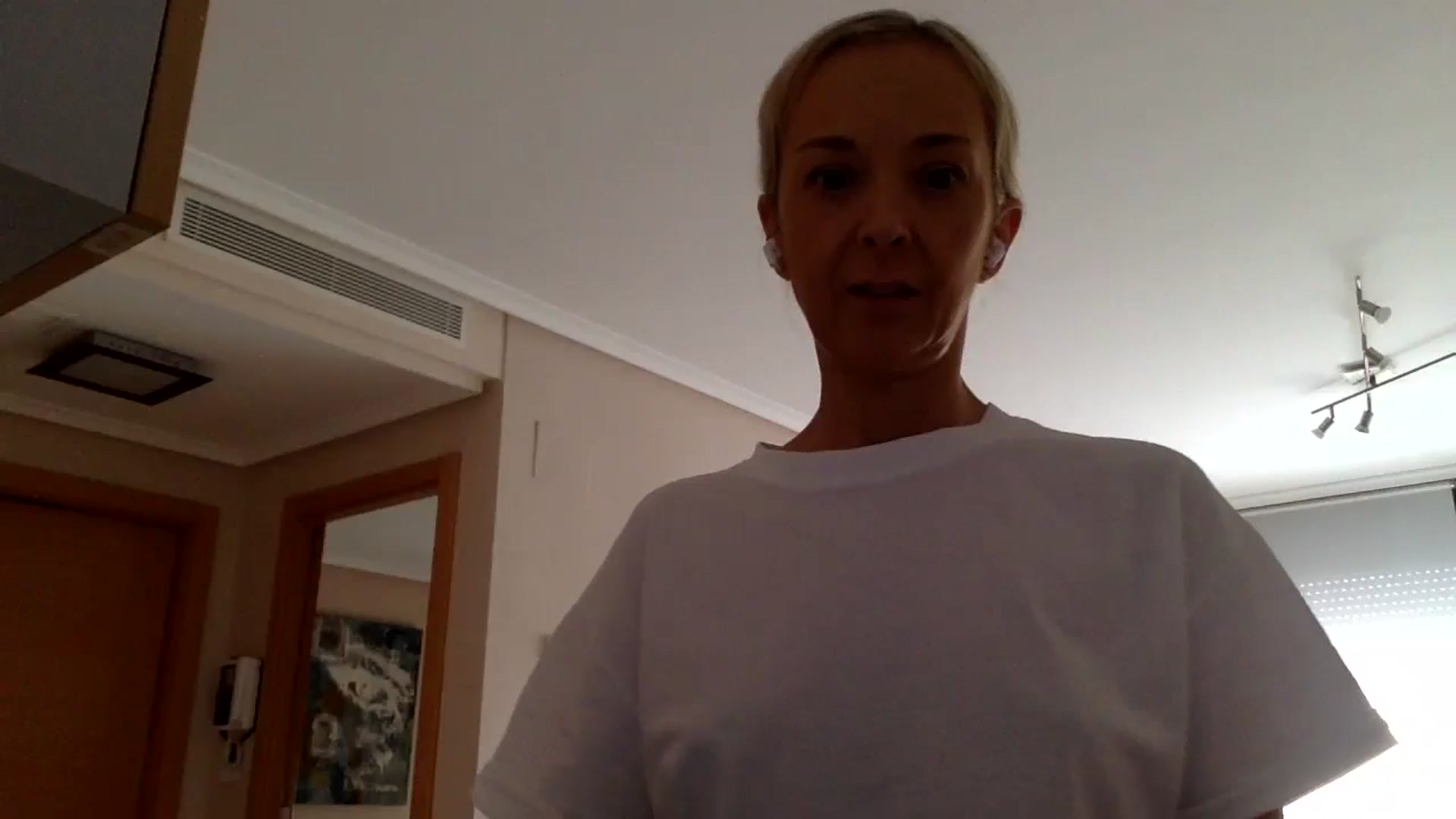 Gallery image thumbnail from Aimee_Angel's myfreecams stream on, 07/13/2024, 17:14 image 2 of 20