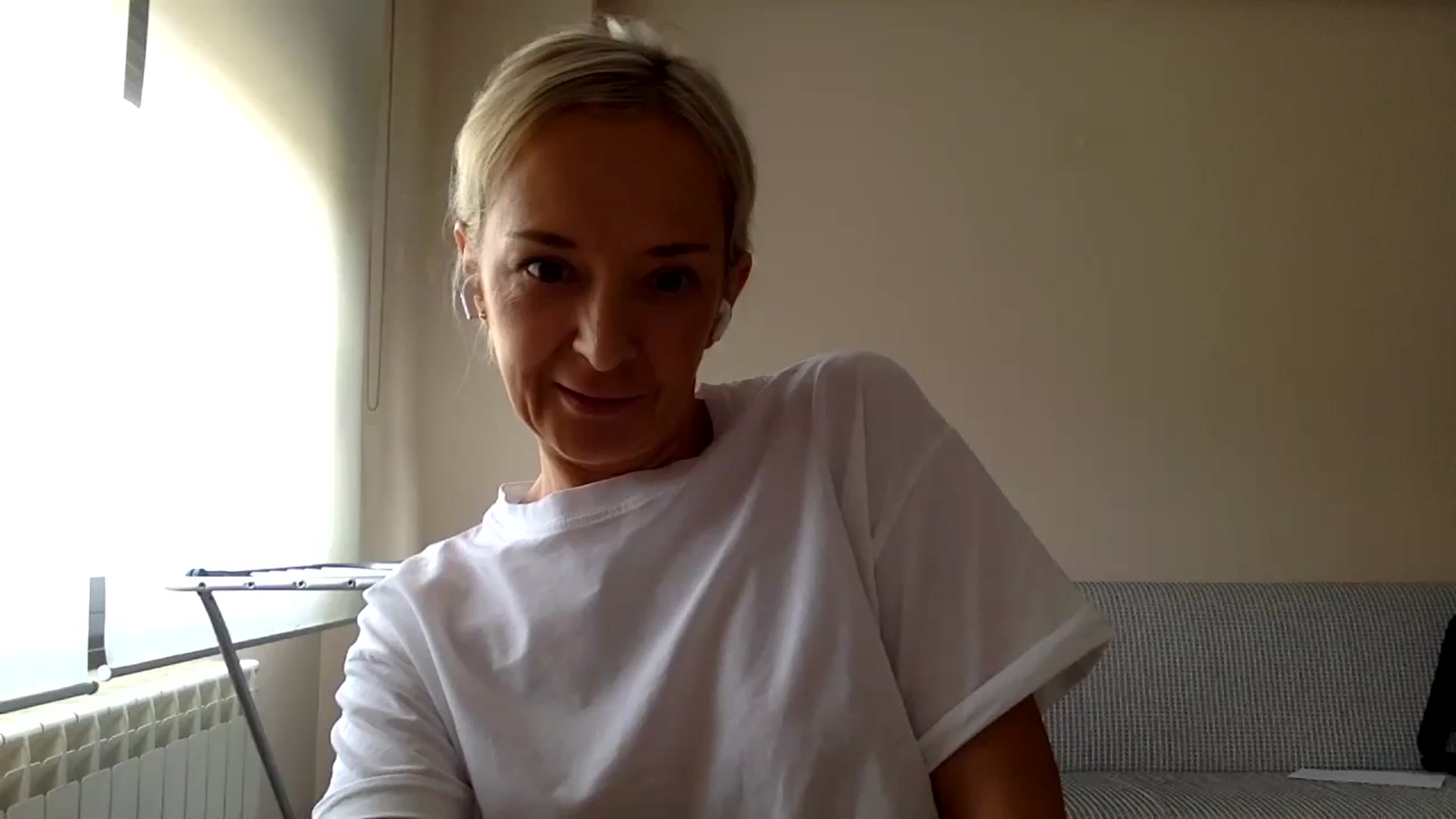 Gallery image thumbnail from Aimee_Angel's myfreecams stream on, 07/13/2024, 17:14 image 15 of 20