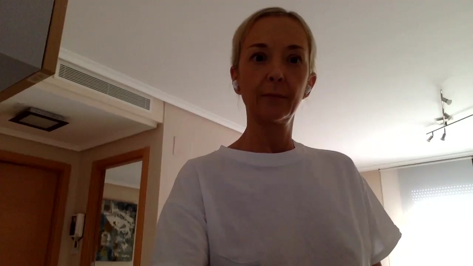 Gallery image thumbnail from Aimee_Angel's myfreecams stream on, 07/13/2024, 17:14 image 3 of 20