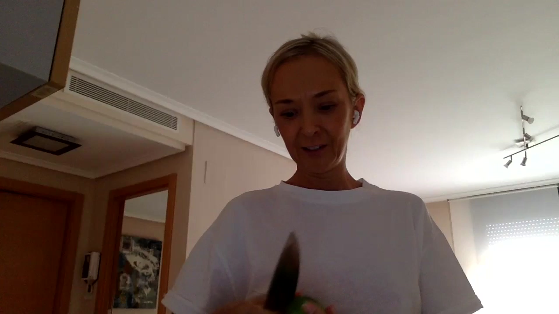 Gallery image thumbnail from Aimee_Angel's myfreecams stream on, 07/13/2024, 17:14 image 5 of 20