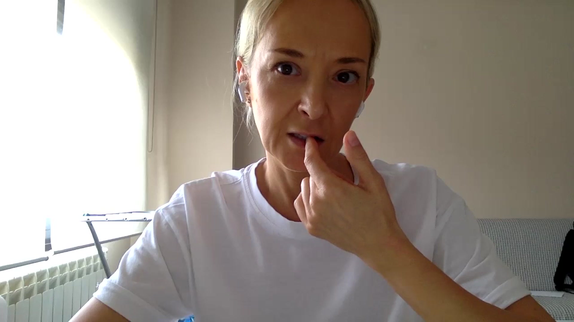 Gallery image thumbnail from Aimee_Angel's myfreecams stream on, 07/13/2024, 17:34 image 20 of 20