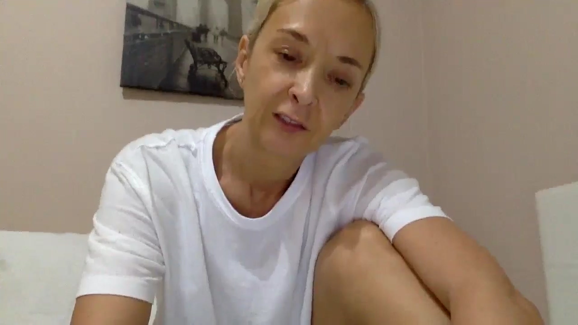 Gallery image thumbnail from Aimee_Angel's myfreecams stream on, 07/16/2024, 21:06 image 11 of 20