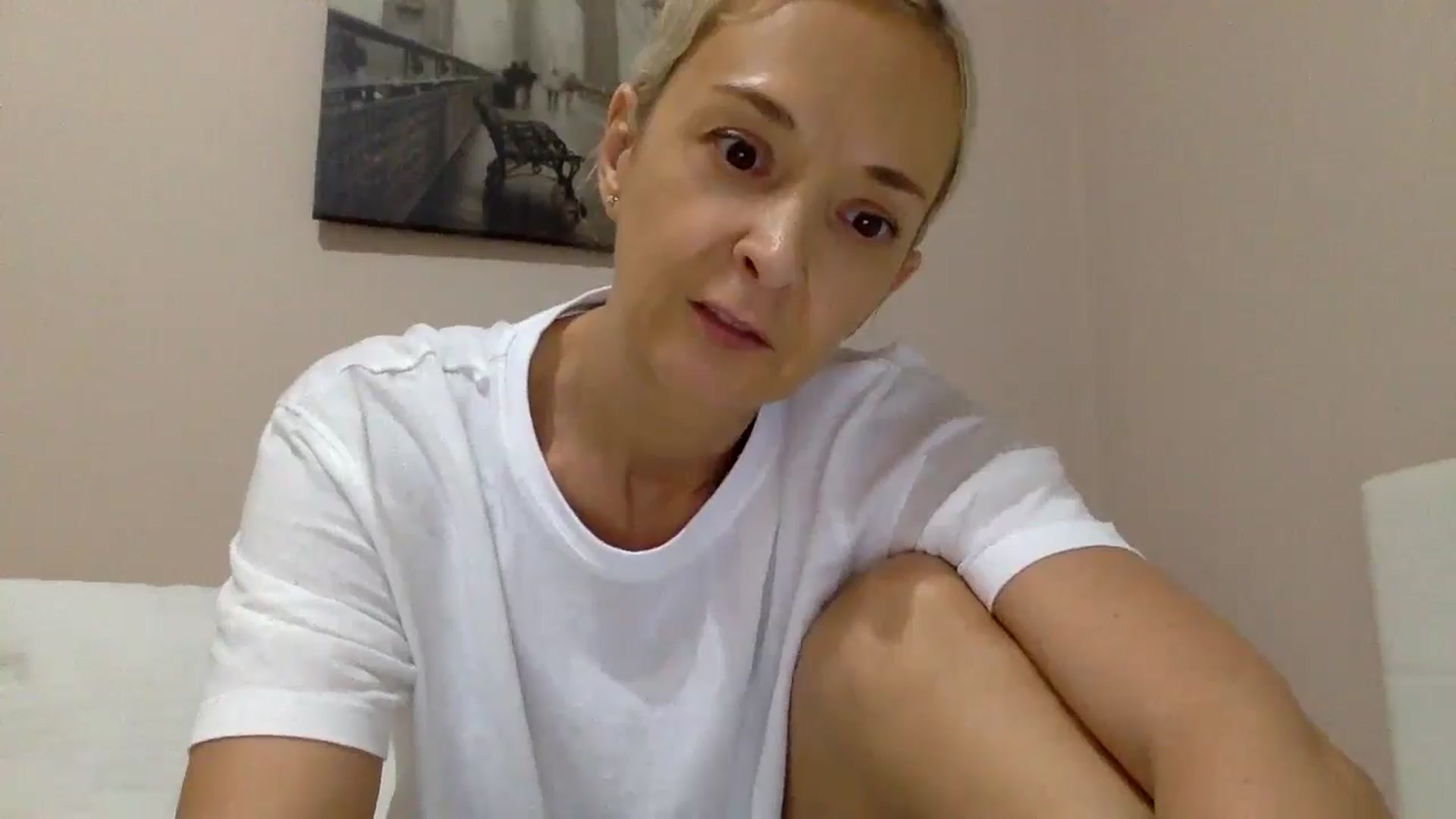 Gallery image thumbnail from Aimee_Angel's myfreecams stream on, 07/16/2024, 21:06 image 12 of 20