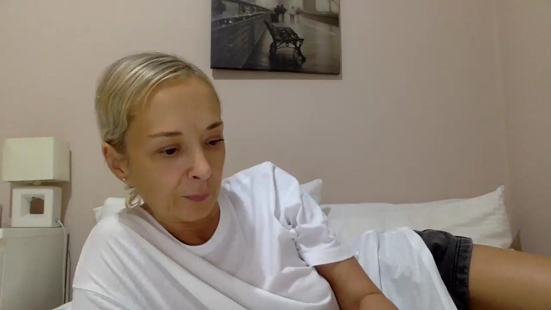 Gallery image thumbnail from Aimee_Angel's myfreecams stream on, 07/16/2024, 21:06 image 19 of 20