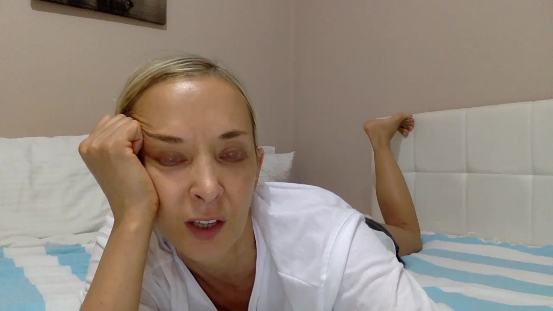 Gallery image thumbnail from Aimee_Angel's myfreecams stream on, 07/16/2024, 21:38 image 19 of 20
