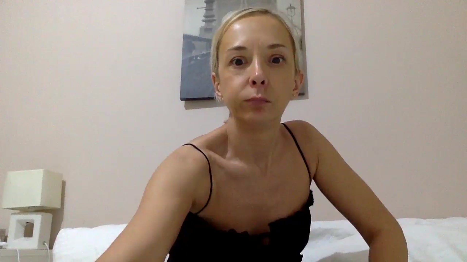 Gallery image thumbnail from Aimee_Angel's myfreecams stream on, 07/17/2024, 21:49 image 9 of 20
