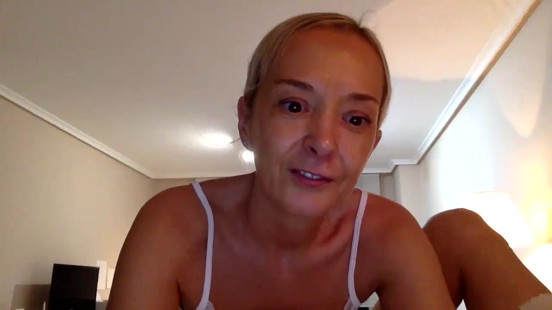 Gallery image thumbnail from Aimee_Angel's myfreecams stream on, 07/22/2024, 21:31 image 5 of 20