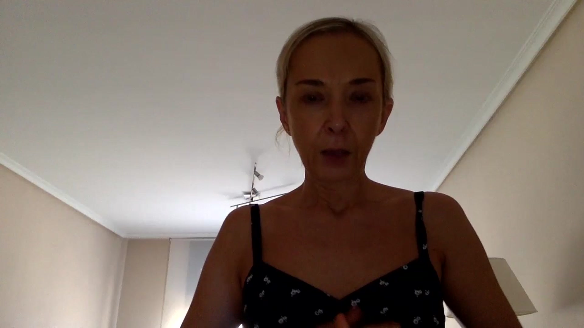 Gallery image thumbnail from Aimee_Angel's myfreecams stream on, 07/25/2024, 17:30 image 12 of 20
