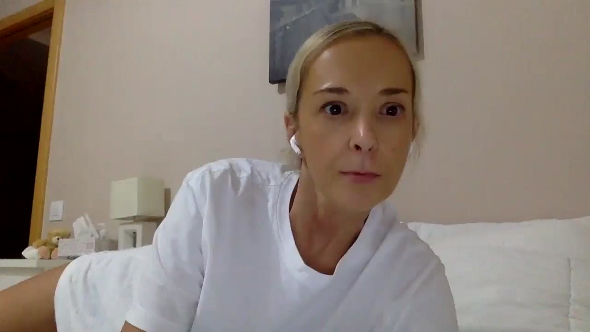 Gallery image thumbnail from Aimee_Angel's myfreecams stream on, 07/25/2024, 21:02 image 1 of 20