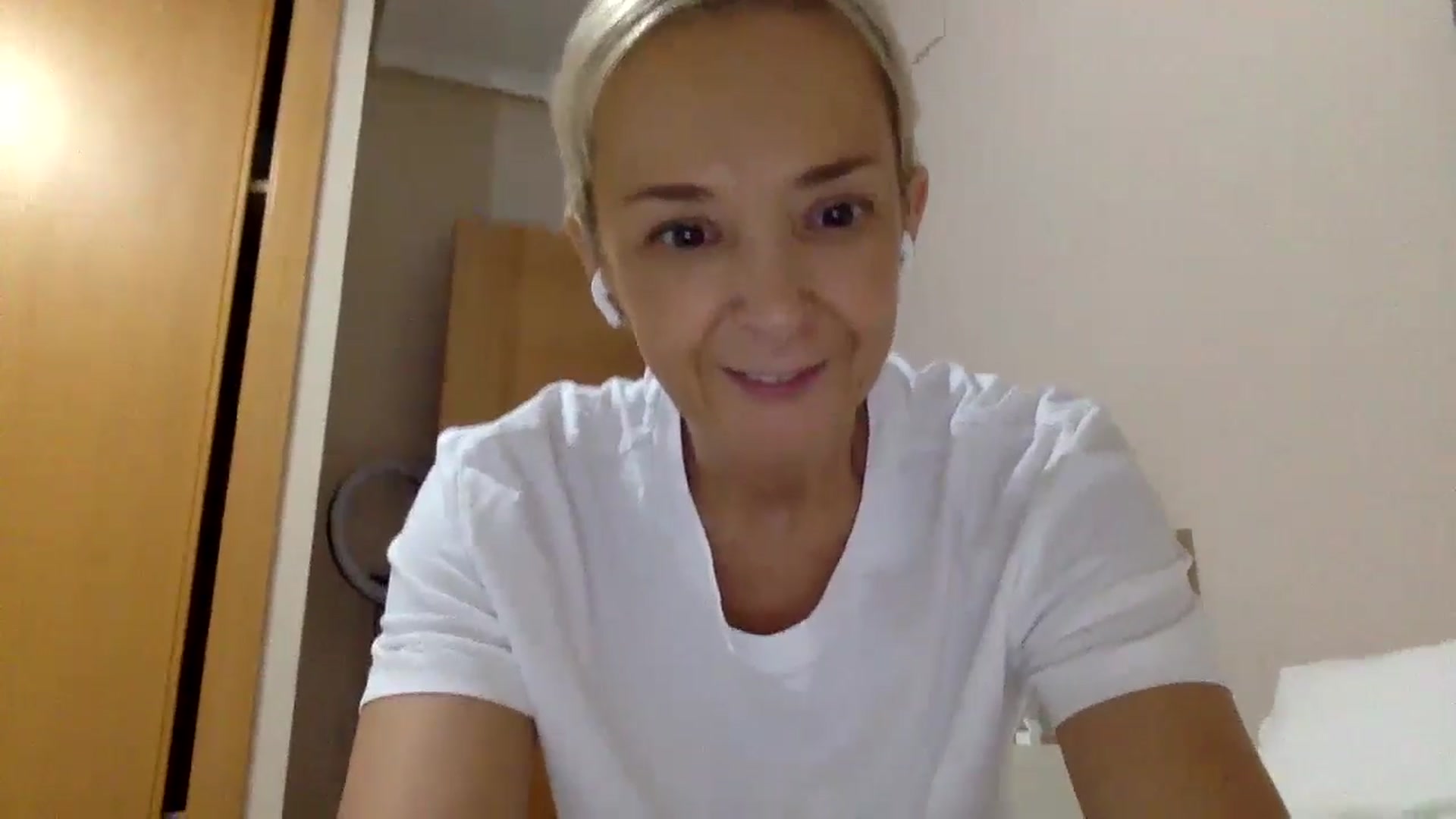 Gallery image thumbnail from Aimee_Angel's myfreecams stream on, 07/25/2024, 21:02 image 9 of 20