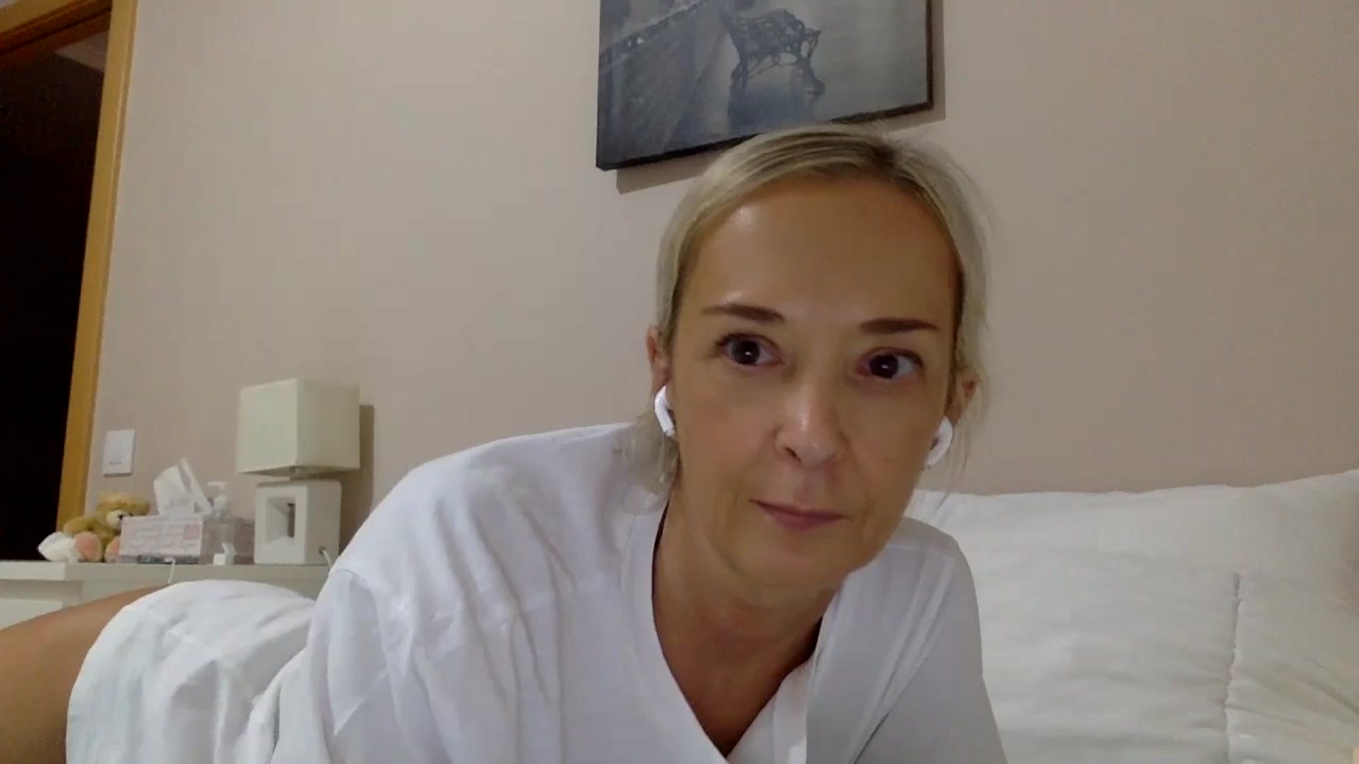 Gallery image thumbnail from Aimee_Angel's myfreecams stream on, 07/25/2024, 21:02 image 2 of 20