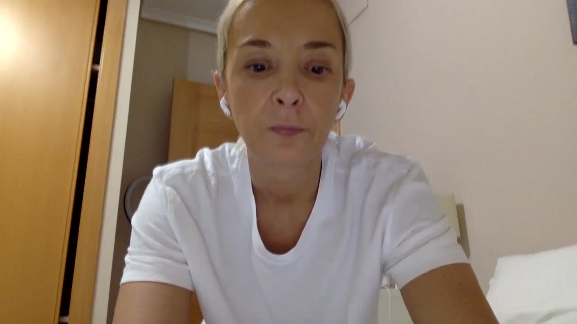 Gallery image thumbnail from Aimee_Angel's myfreecams stream on, 07/25/2024, 21:02 image 14 of 20
