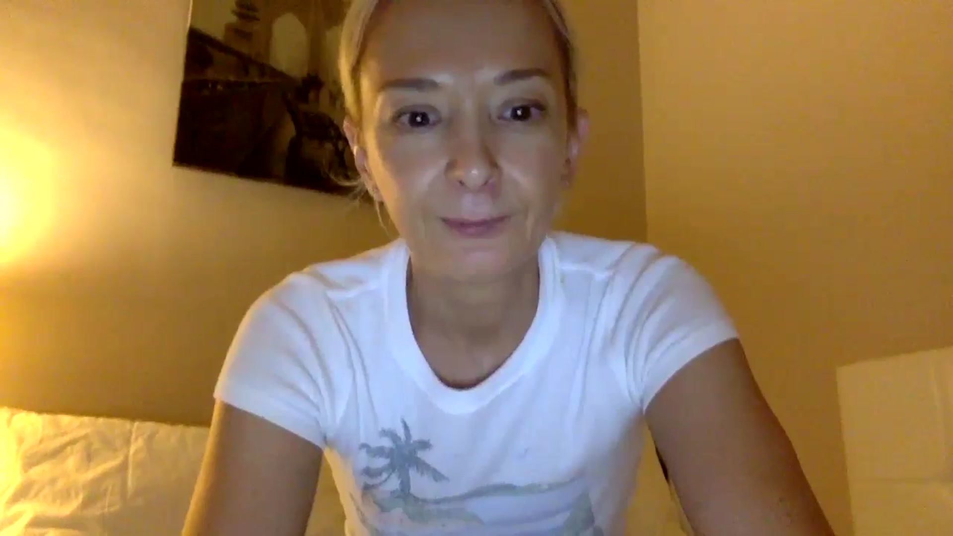 Gallery image thumbnail from Aimee_Angel's myfreecams stream on, 08/07/2024, 18:35 image 10 of 20