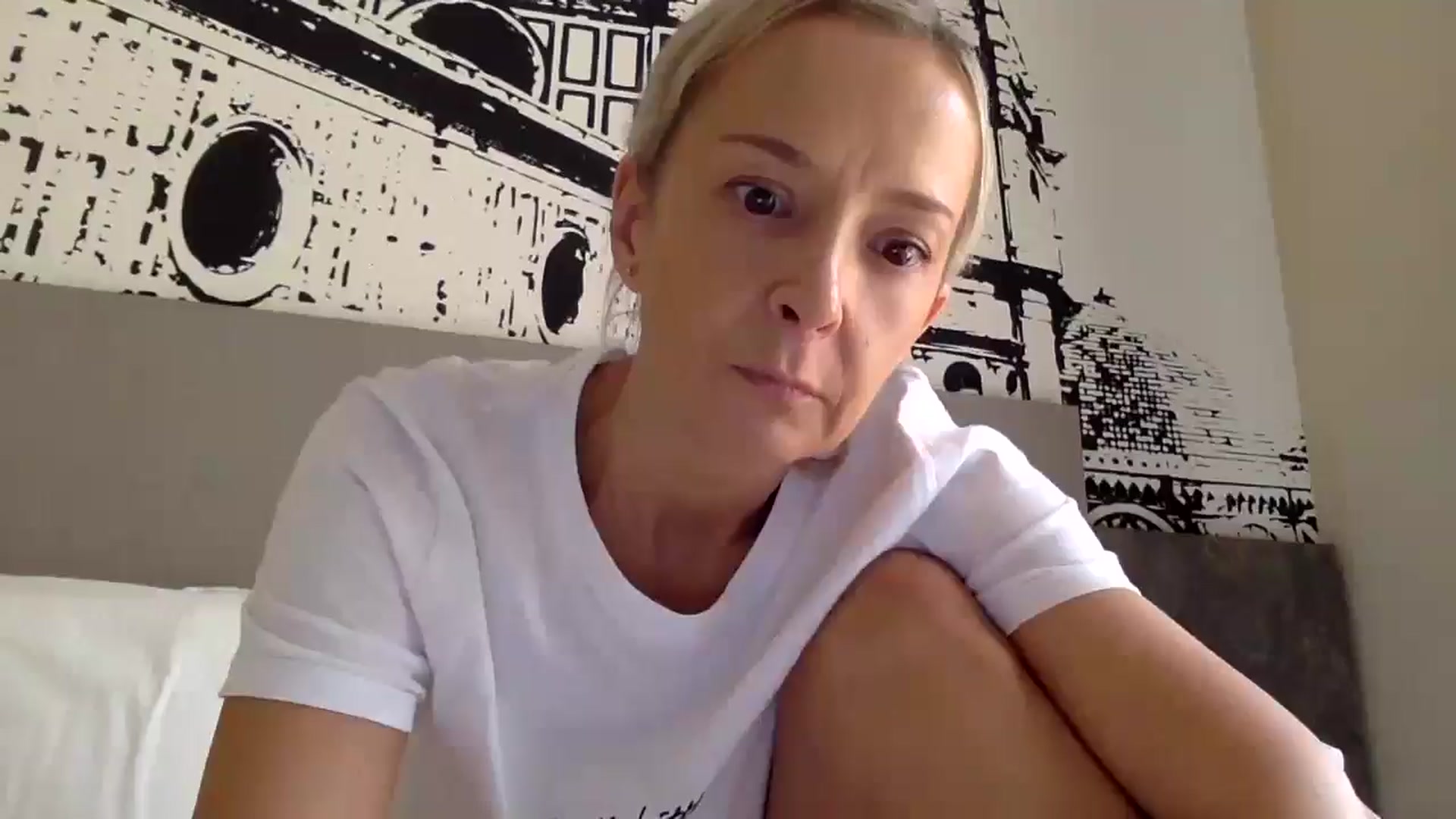 Gallery image thumbnail from Aimee_Angel's myfreecams stream on, 08/11/2024, 14:21 image 9 of 20