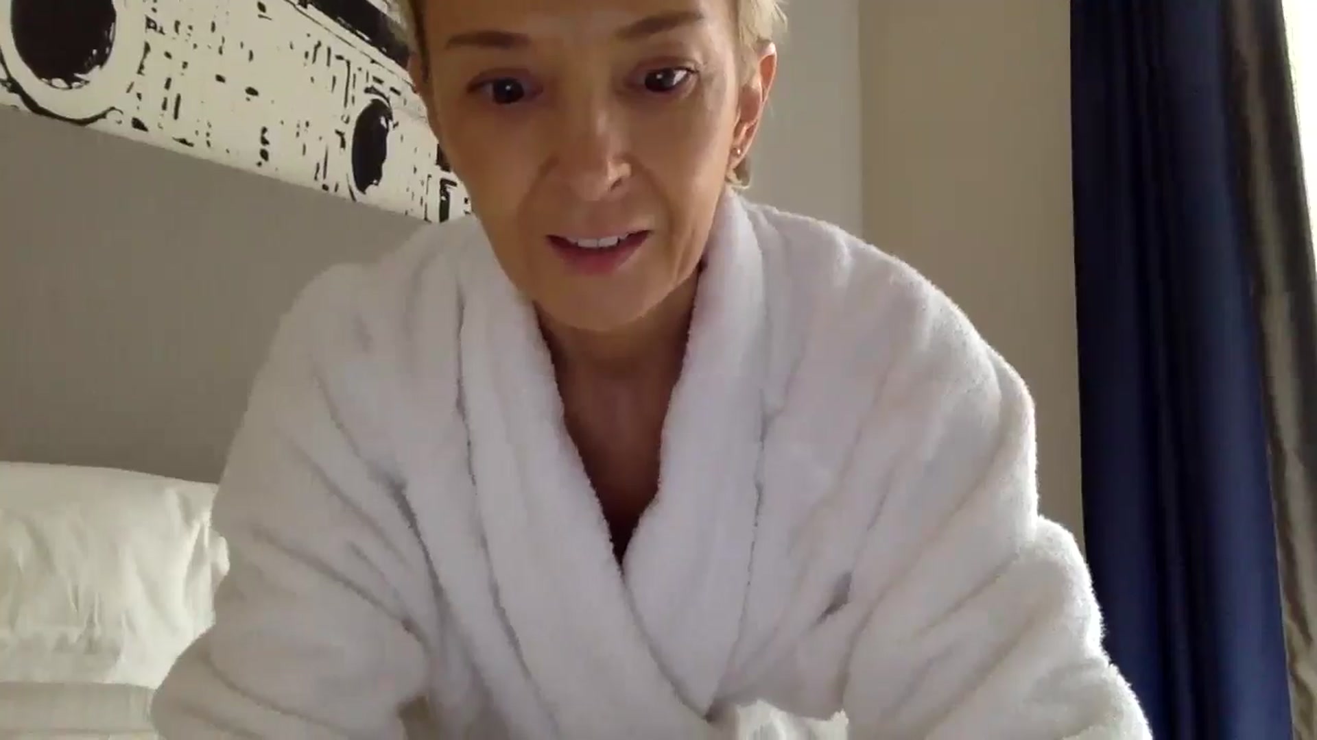 Gallery image thumbnail from Aimee_Angel's myfreecams stream on, 08/11/2024, 14:55 image 7 of 20