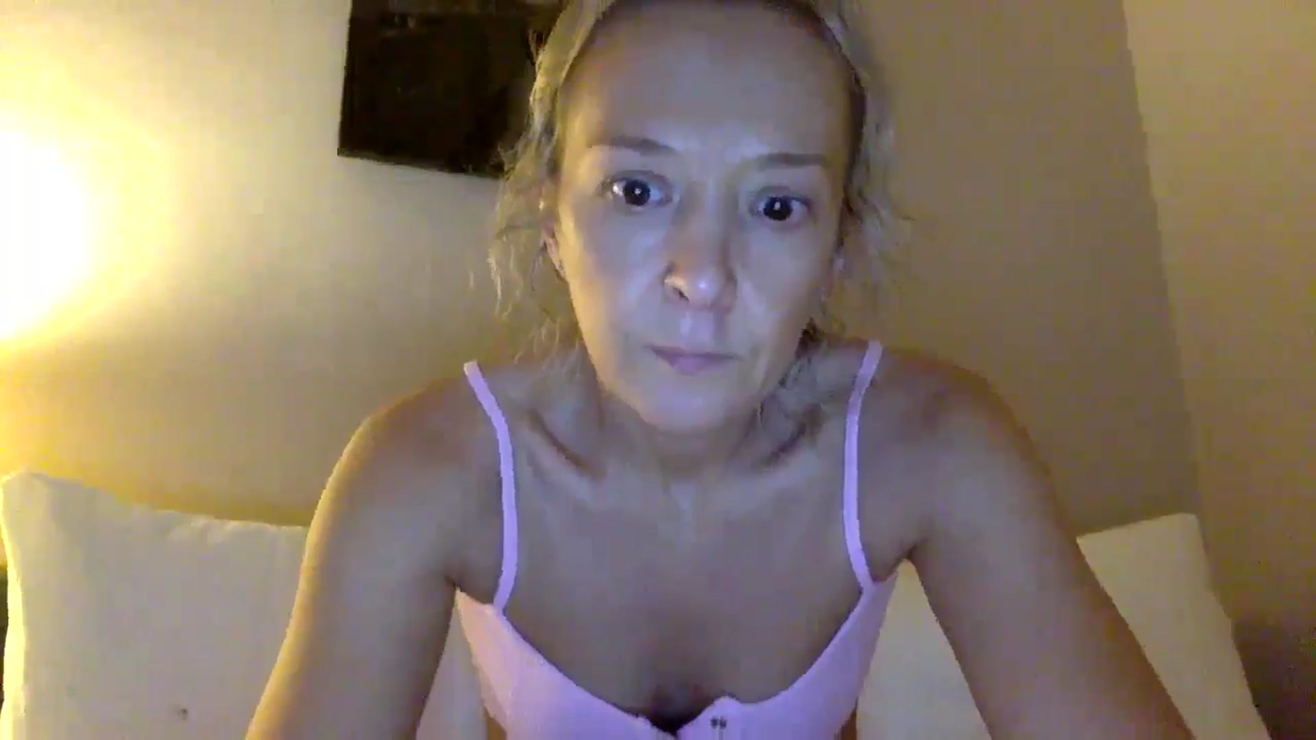 Gallery image thumbnail from Aimee_Angel's myfreecams stream on, 08/14/2024, 12:27 image 12 of 20