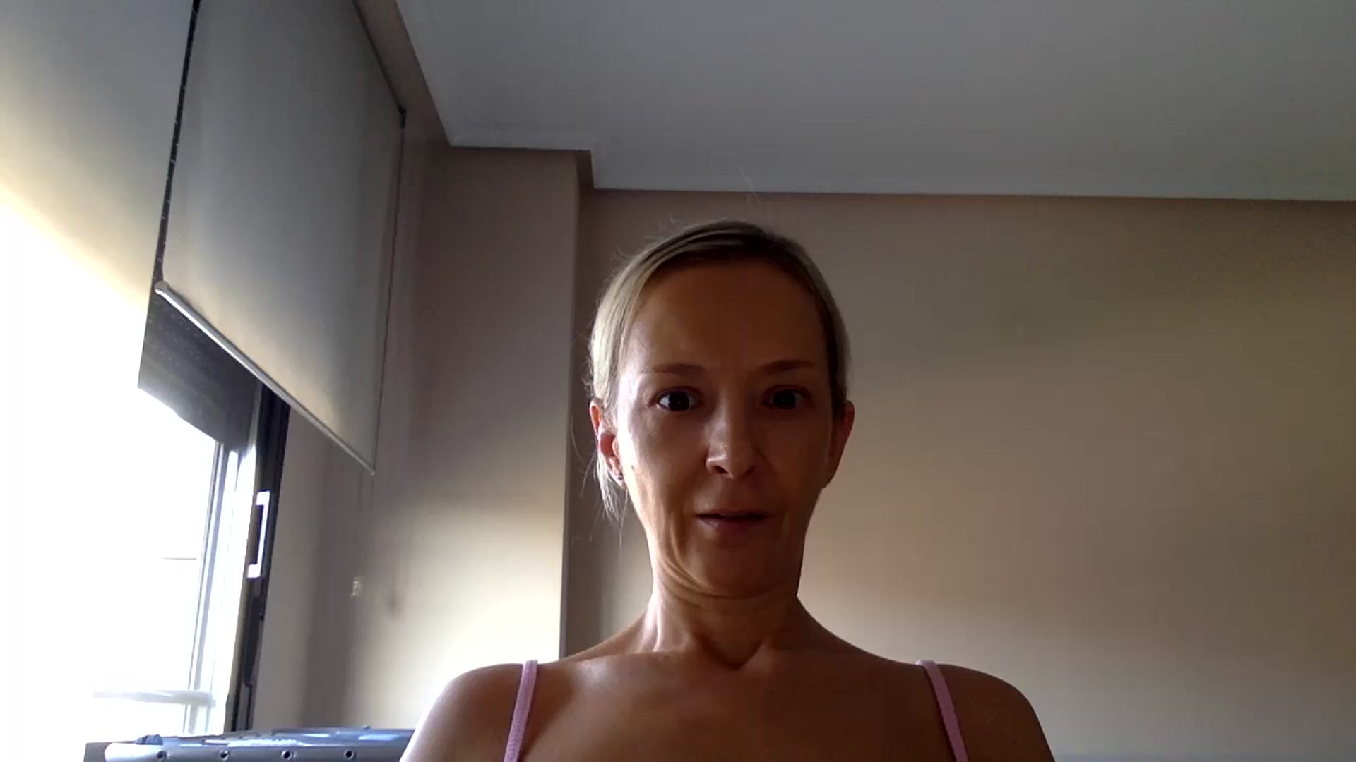 Gallery image thumbnail from Aimee_Angel's myfreecams stream on, 08/14/2024, 17:47 image 1 of 20