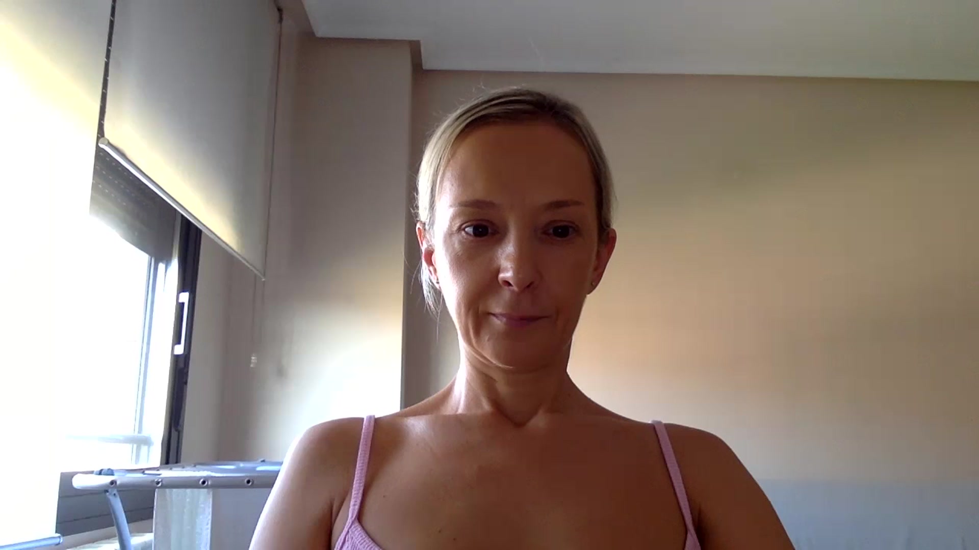 Gallery image thumbnail from Aimee_Angel's myfreecams stream on, 08/14/2024, 17:47 image 3 of 20