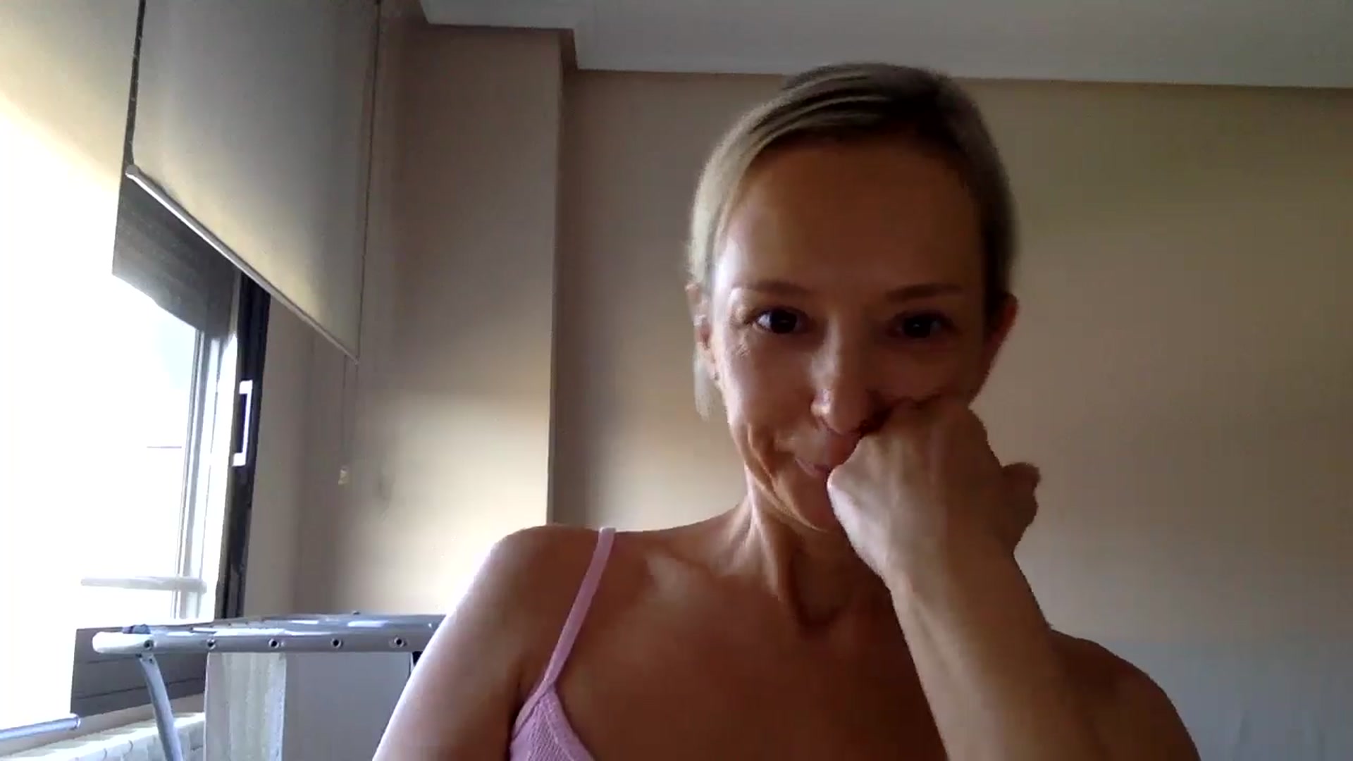 Gallery image thumbnail from Aimee_Angel's myfreecams stream on, 08/14/2024, 17:47 image 11 of 20