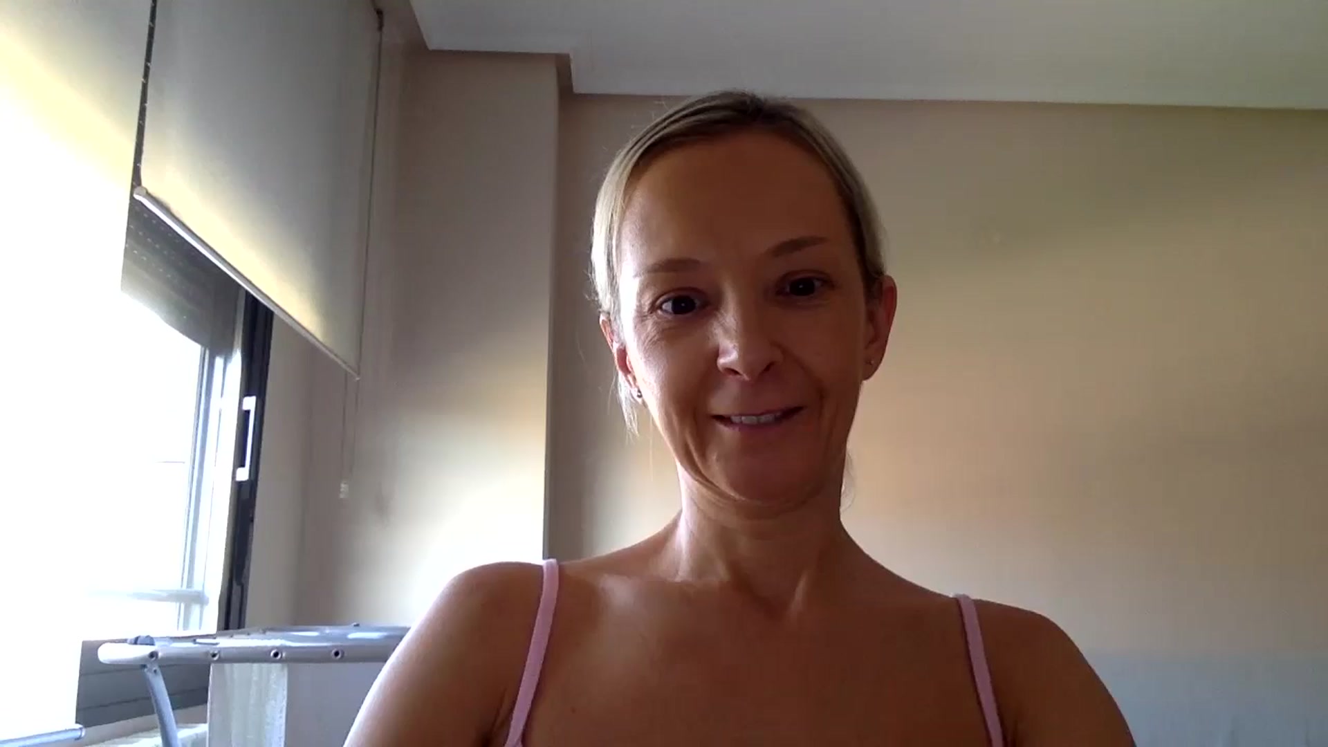 Gallery image thumbnail from Aimee_Angel's myfreecams stream on, 08/14/2024, 17:47 image 7 of 20